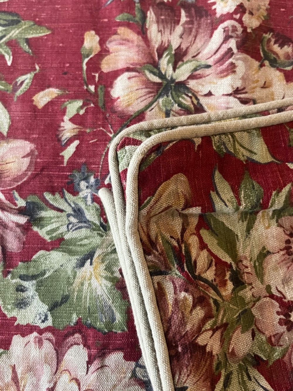 Legacy A Ryan Company New without tag Floral Set of 2 King Pillows